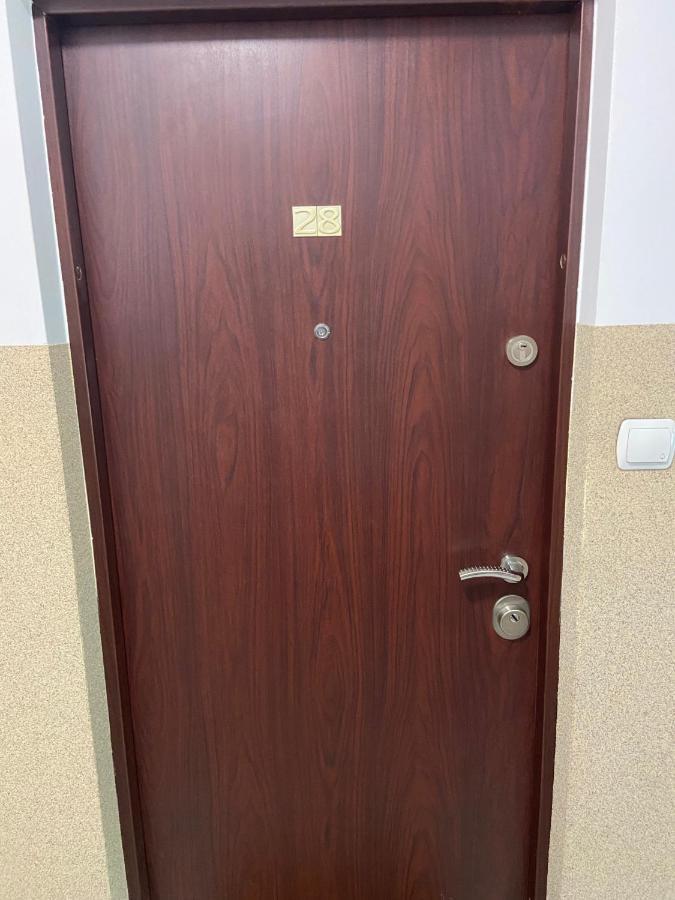 Burgaska 5 Xl Size Apartment Warsaw Exterior photo